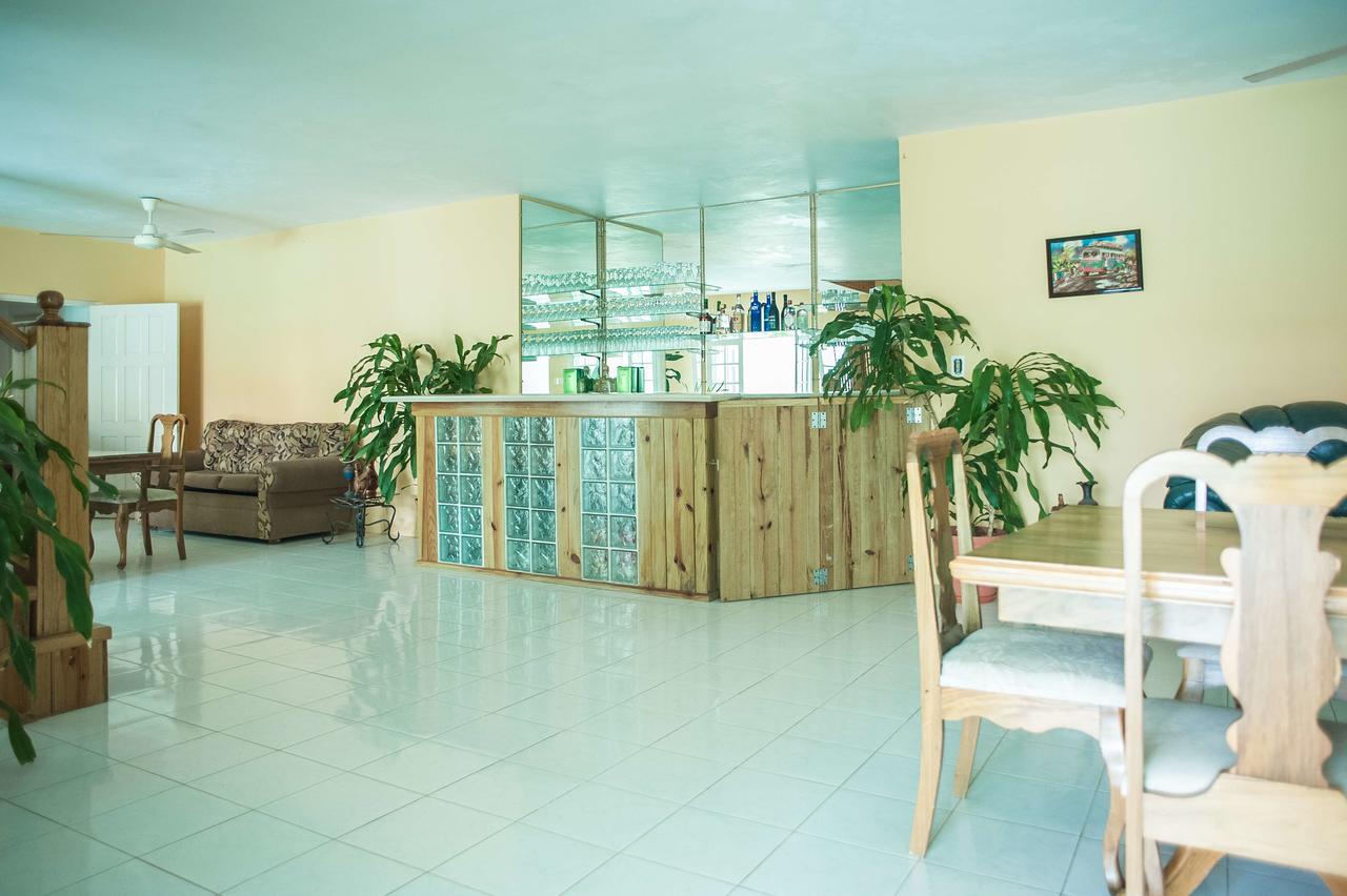 Diamond Villa Guest House Бухта Монтего Экстерьер фото